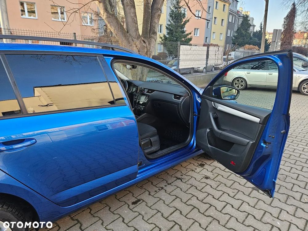 Skoda Octavia 1.4 TSI Style DSG - 8