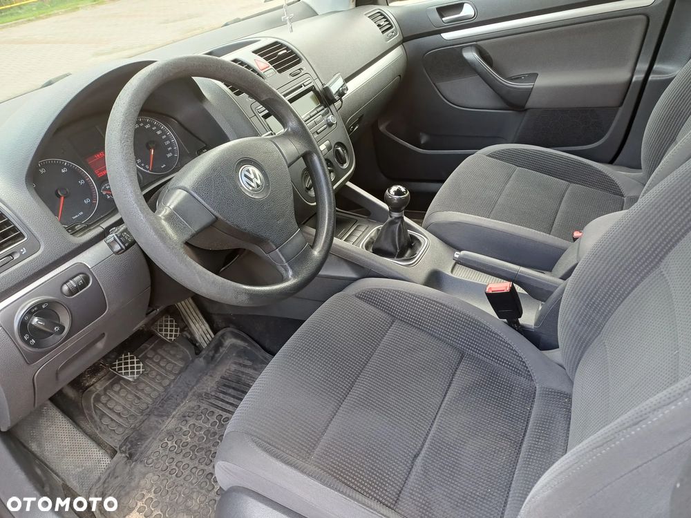 Volkswagen Golf 2.0 TDI Comfortline - 4