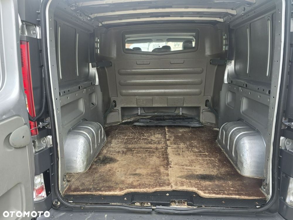 Renault Trafic - 19
