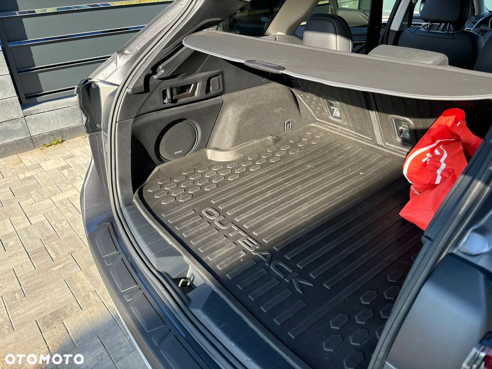 Subaru Outback - 13
