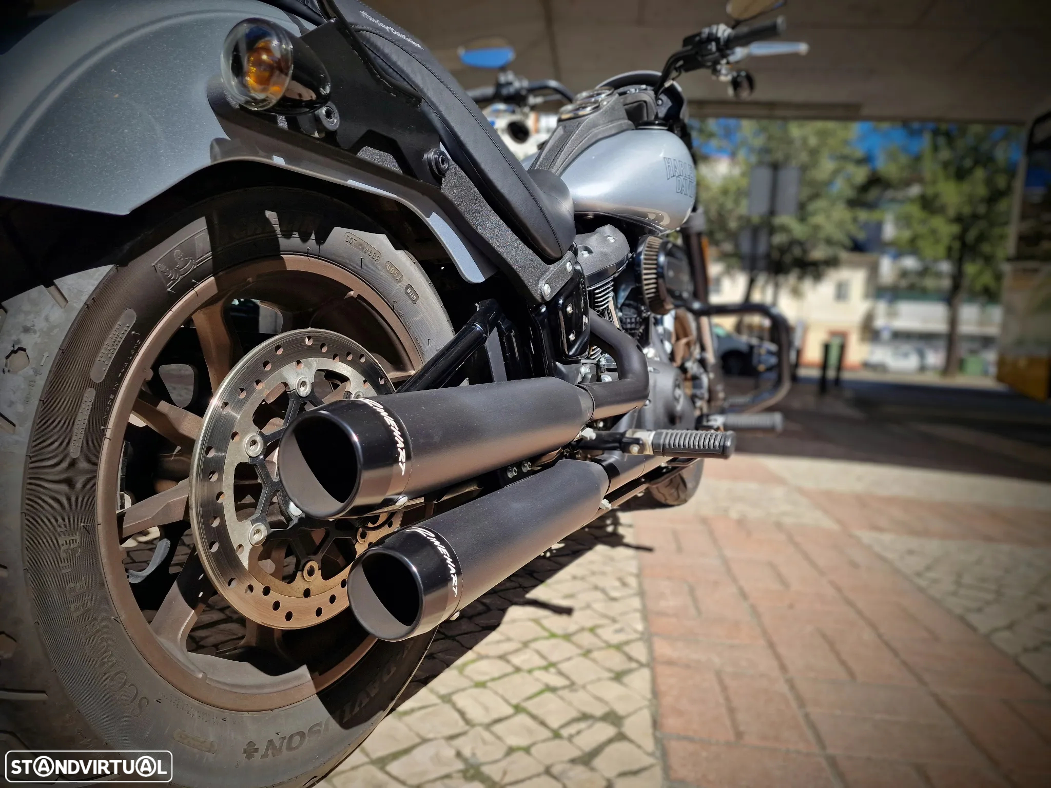 Harley-Davidson FXLR Low Rider S - 10