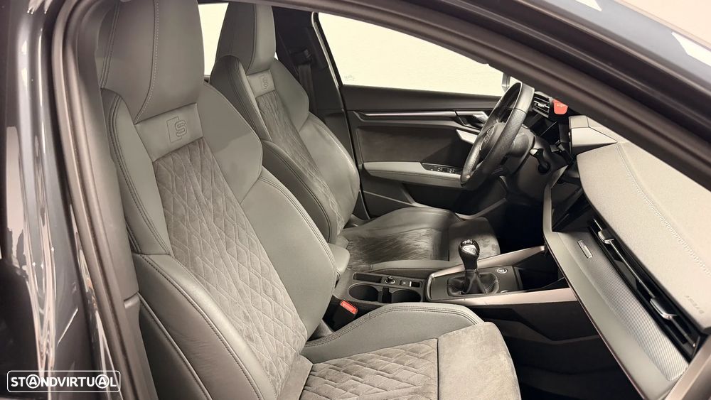 Audi A3 Limousine 30 TDI S line - 42