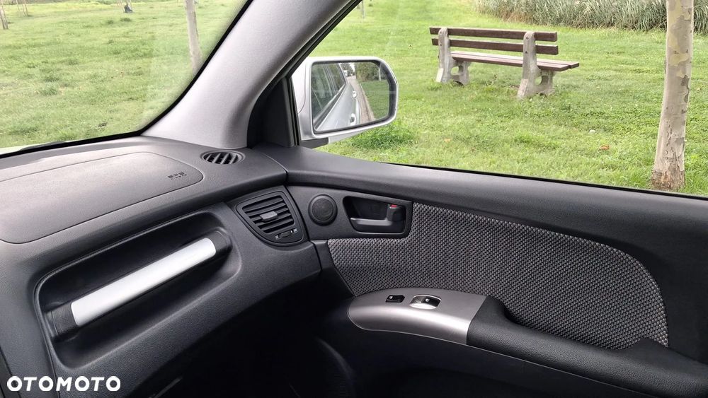 Kia Sportage 2.0 4WD Champ - 24