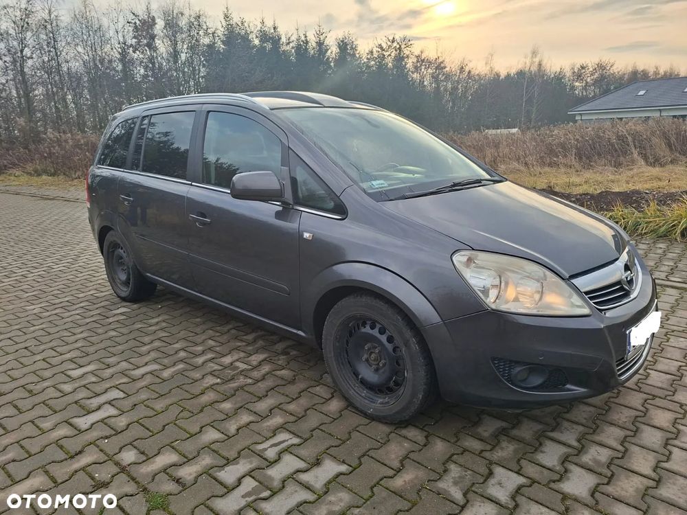 Opel Zafira 1.9 CDTI Cosmo - 2