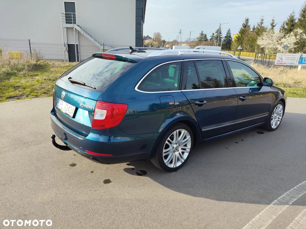 Skoda Superb 2.0 TDI Elegance - 24