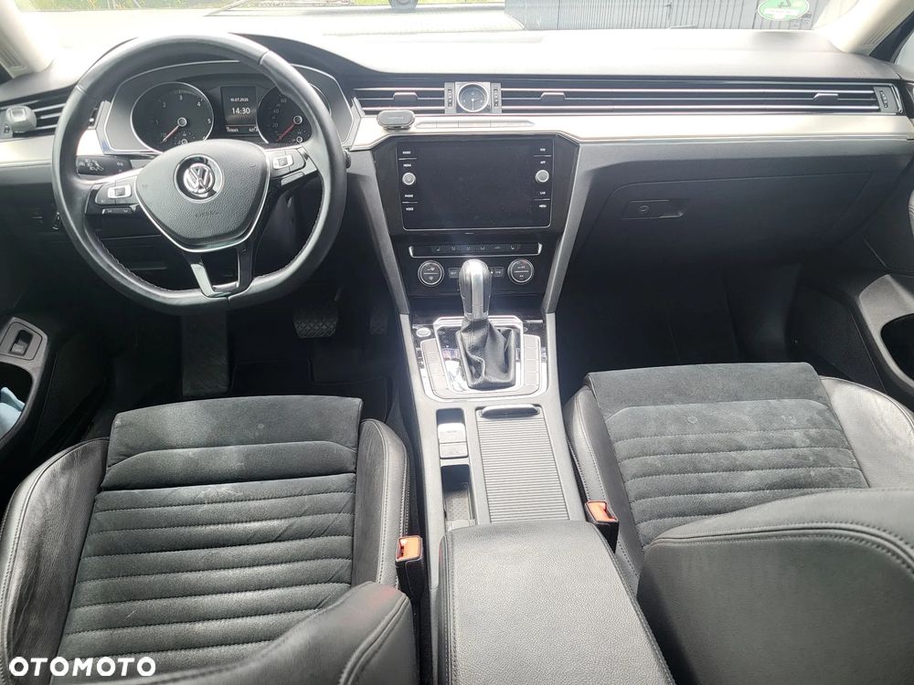 Volkswagen Passat 2.0 TDI SCR 4Mot DSG Highline - 6