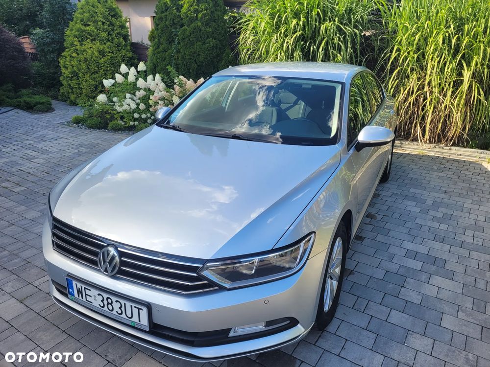Volkswagen Passat 1.4 TSI BMT Comfortline - 20