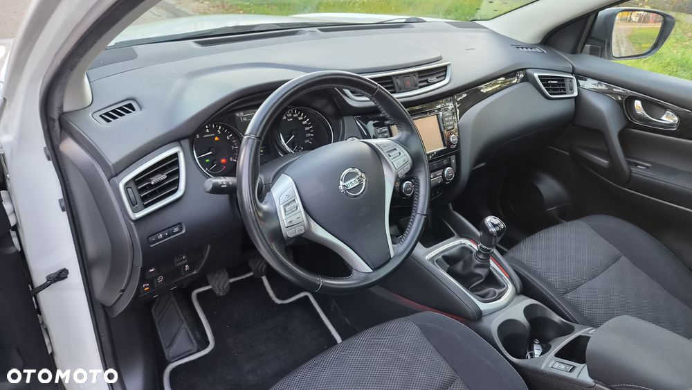 Nissan Qashqai 1.2 DIG-T Tekna - 12