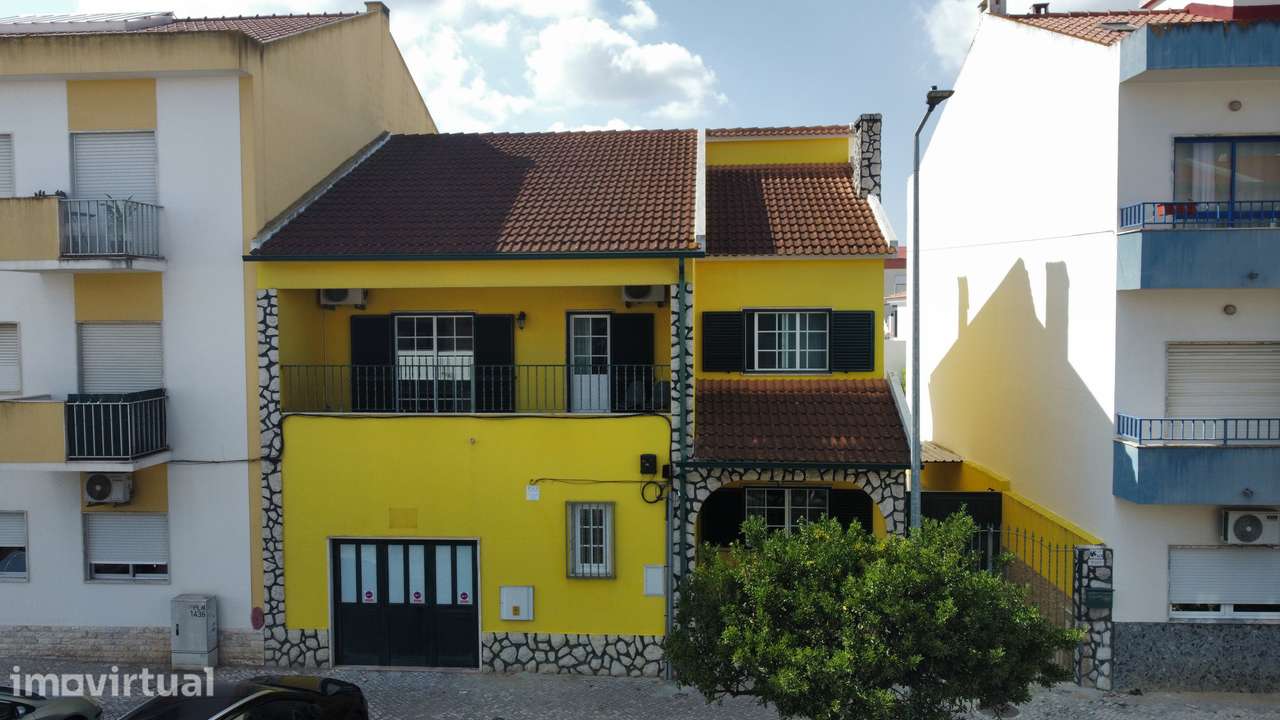 Moradia Geminada com 5 quartos - Pinhal Novo