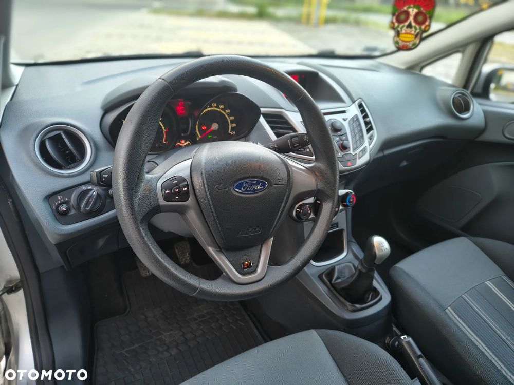 Ford Fiesta 1.25 Ambiente - 7