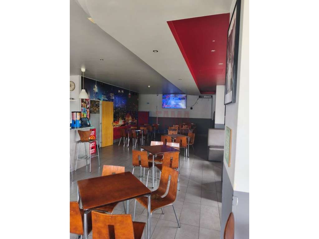 Café para venda em Lousado - Vila Nova de Famalicão - Grande imagem: 5/8