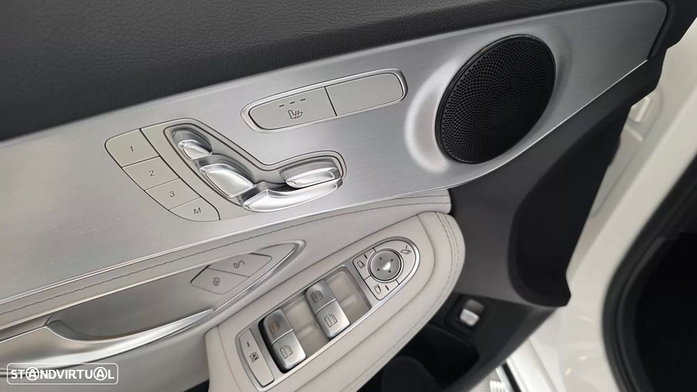 Mercedes-Benz C 350 e T 7G-TRONIC AMG Line - 34