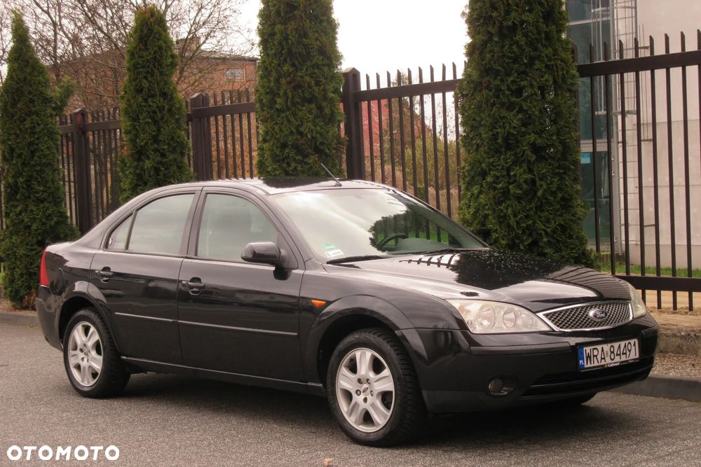 Ford Mondeo 1.8 Ghia - 6