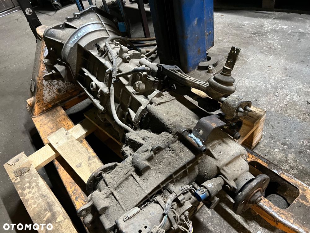 Skrzynia biegów manualna z reduktorem ssangyong Musso 2.9td