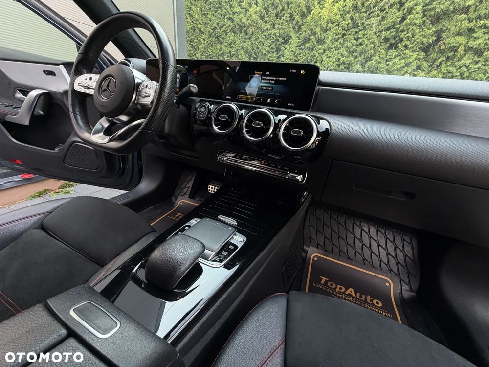 Mercedes-Benz Klasa A 200 d 8G-DCT Edition 1 - 17