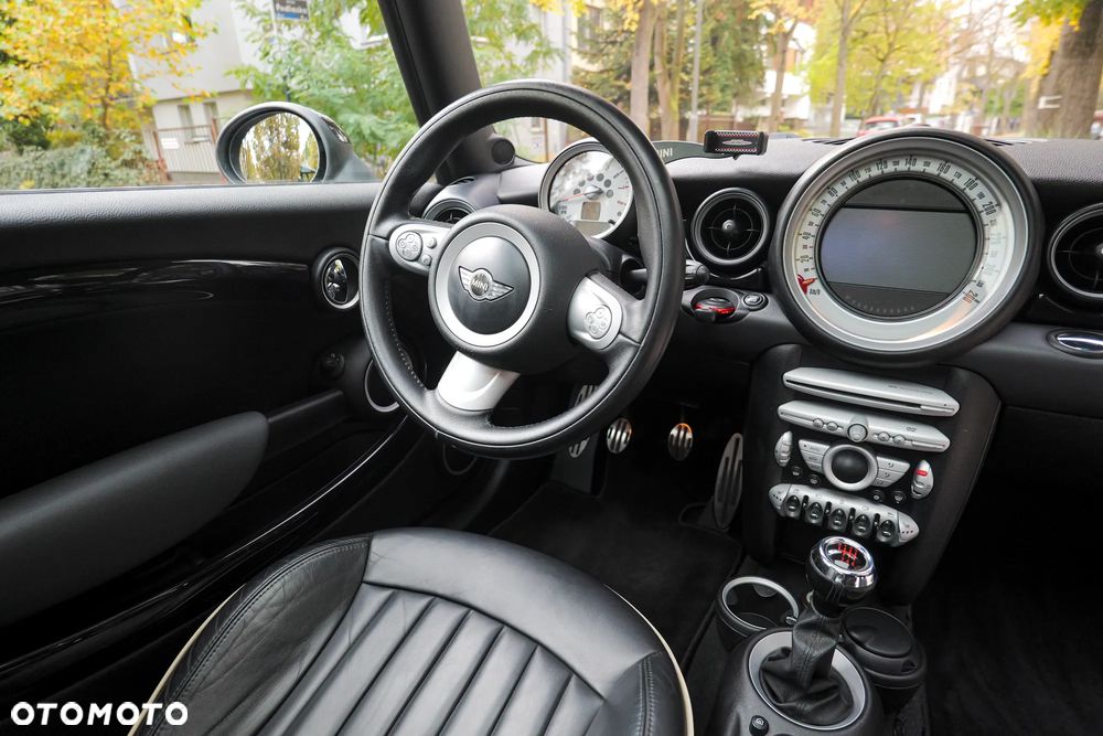 MINI Cooper JCW - 13