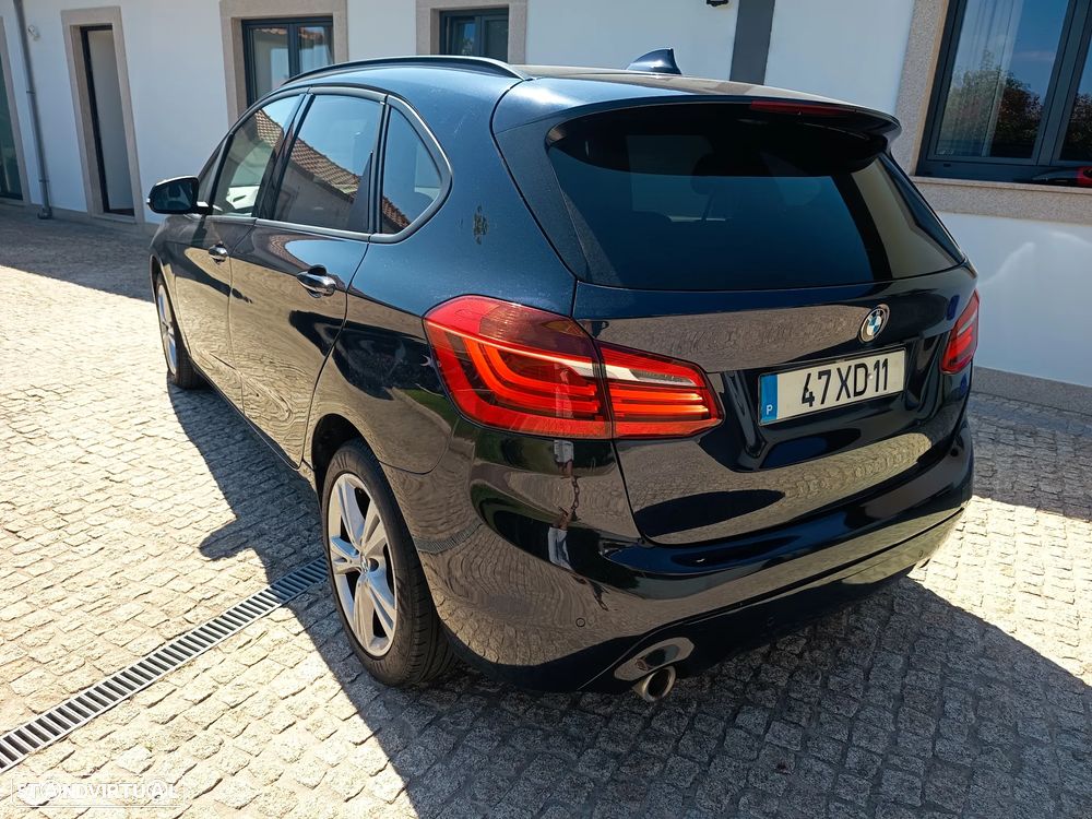 BMW 216 Active Tourer d Line Sport - 18