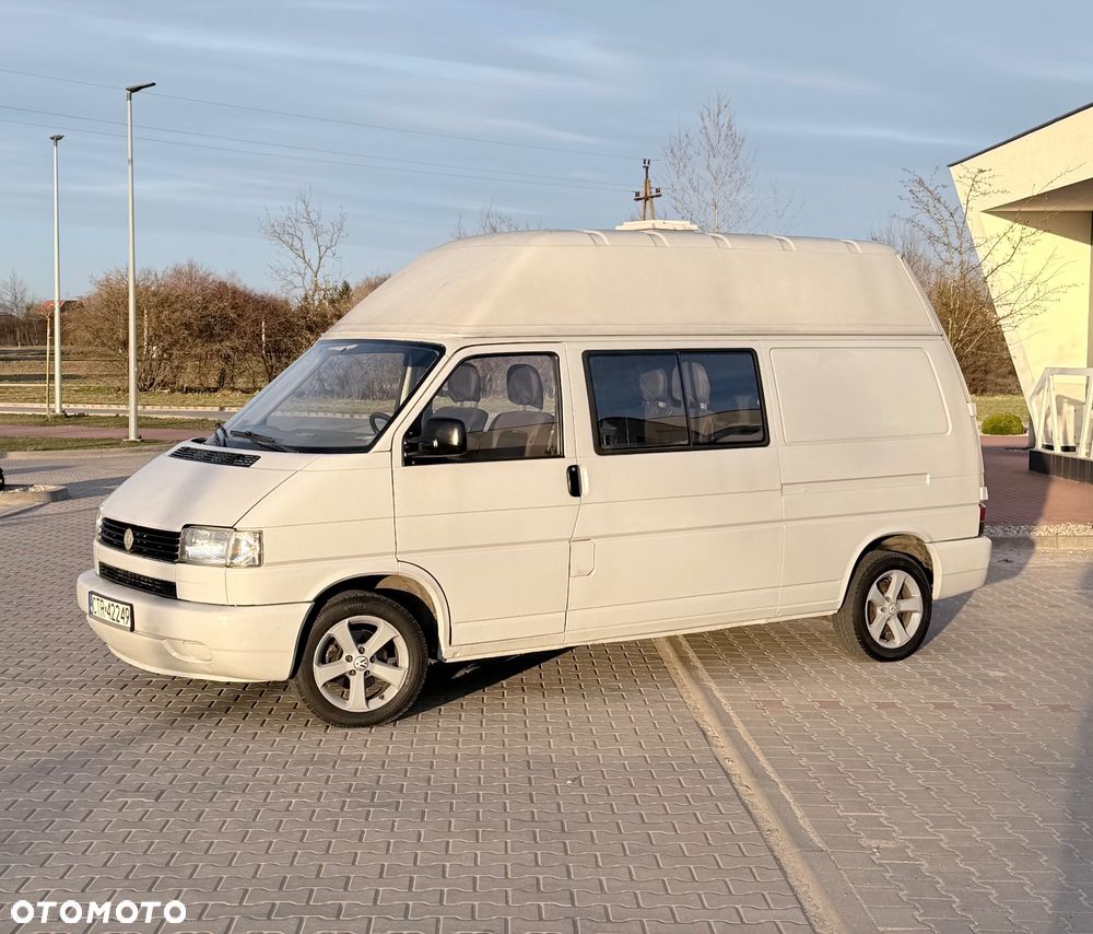 Volkswagen Transporter - 2