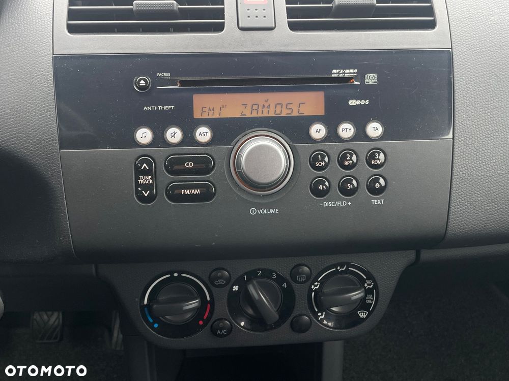 Suzuki Swift 1.3 Comfort - 12