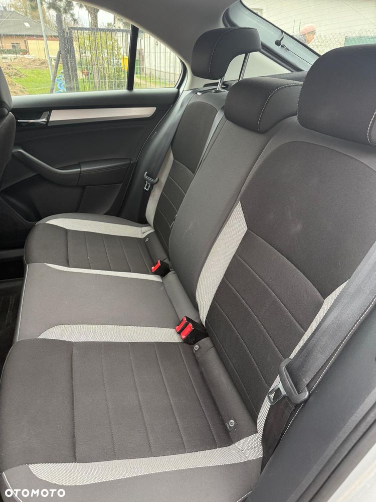 Skoda RAPID 1.6 TDI DPF Active - 21