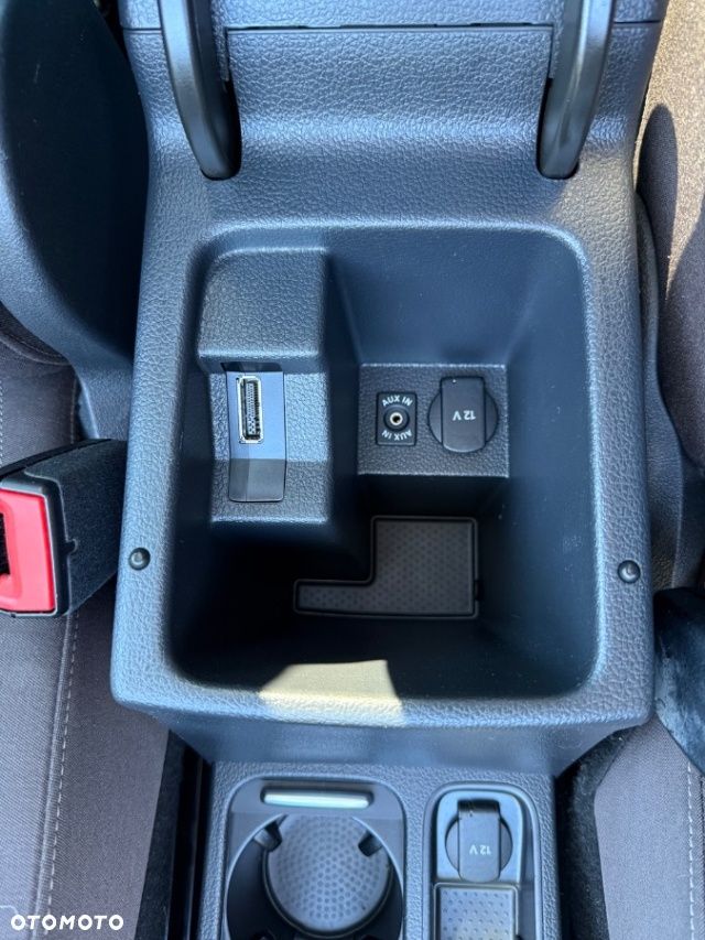 Volkswagen Sharan - 24