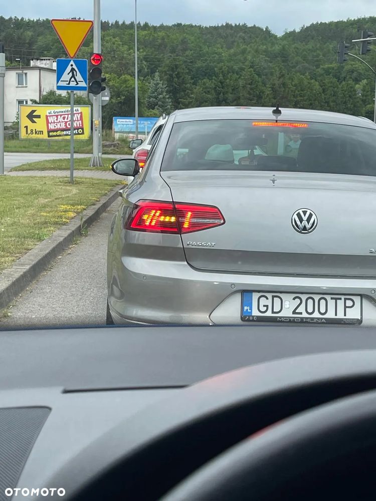 Volkswagen Passat 2.0 TDI BMT Highline - 6