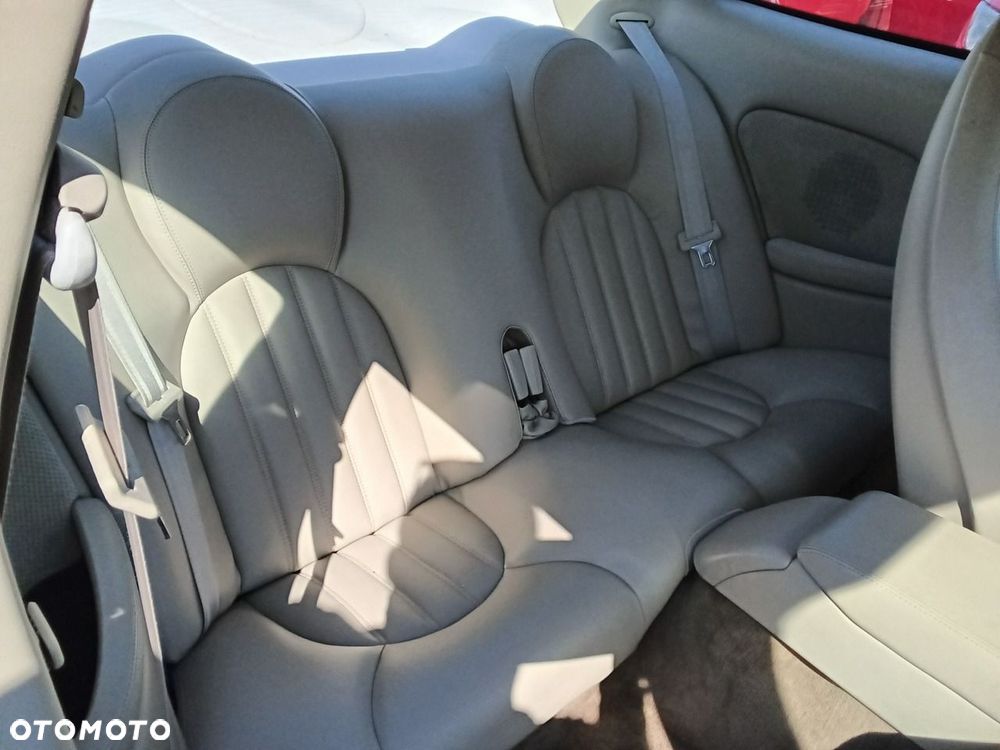 Jaguar XK8 - 10