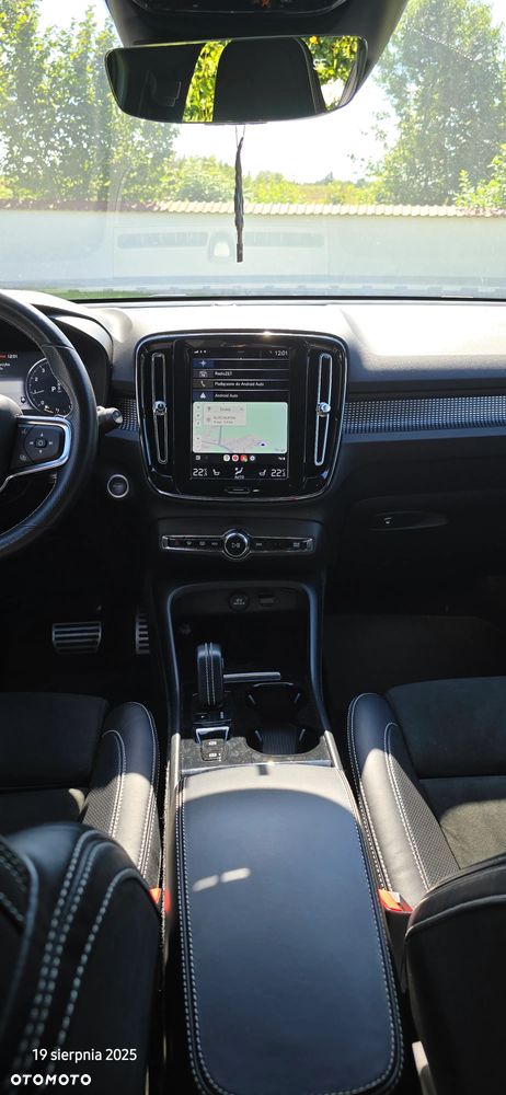 Volvo XC 40 T5 AWD R-Design - 5