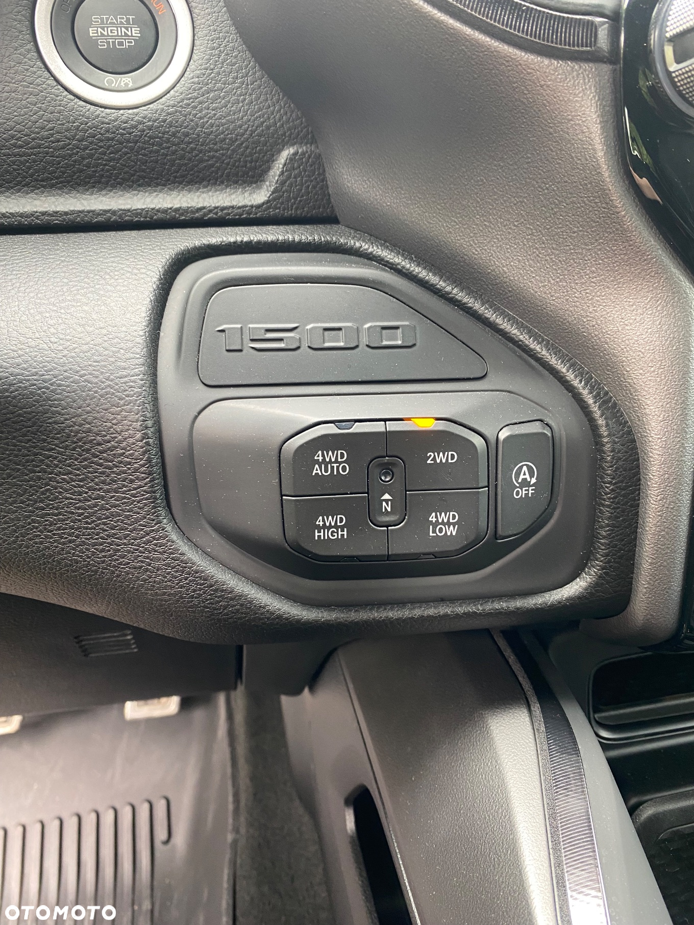 Dodge RAM 1500 5.7 4x4 - 18