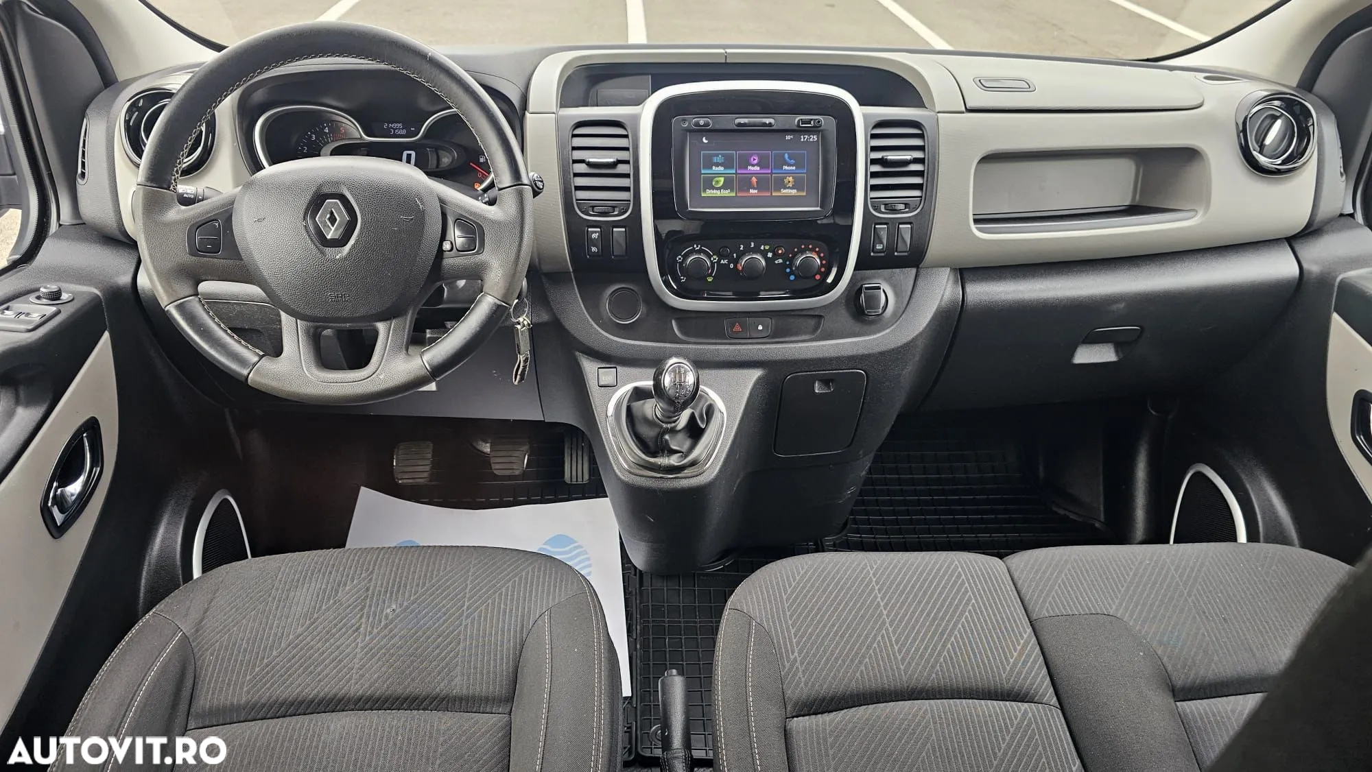 Renault Trafic - 9