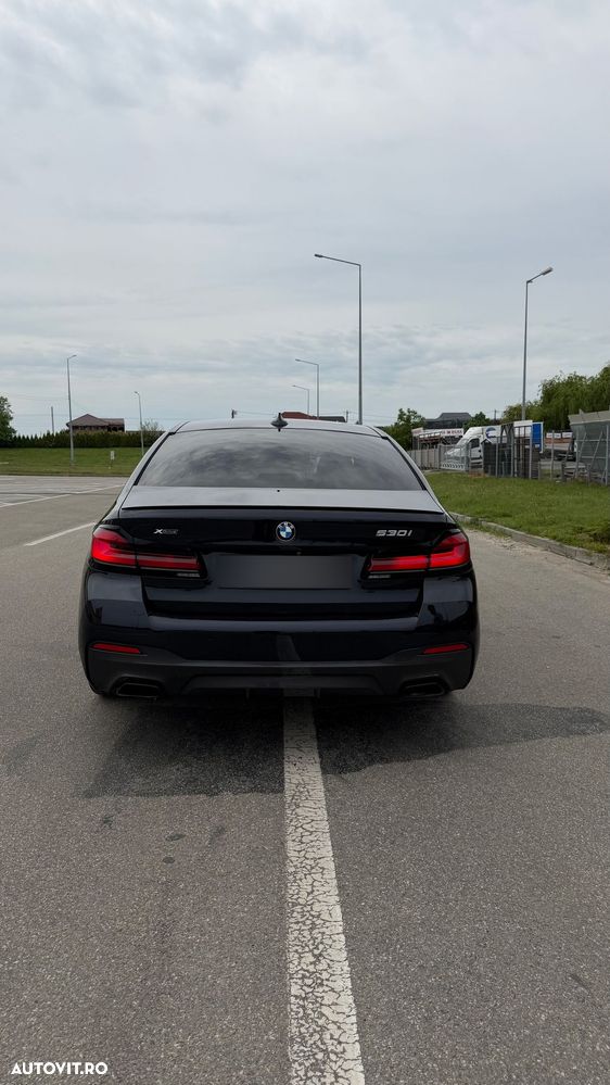 BMW Seria 5 530i AT MHEV - 5