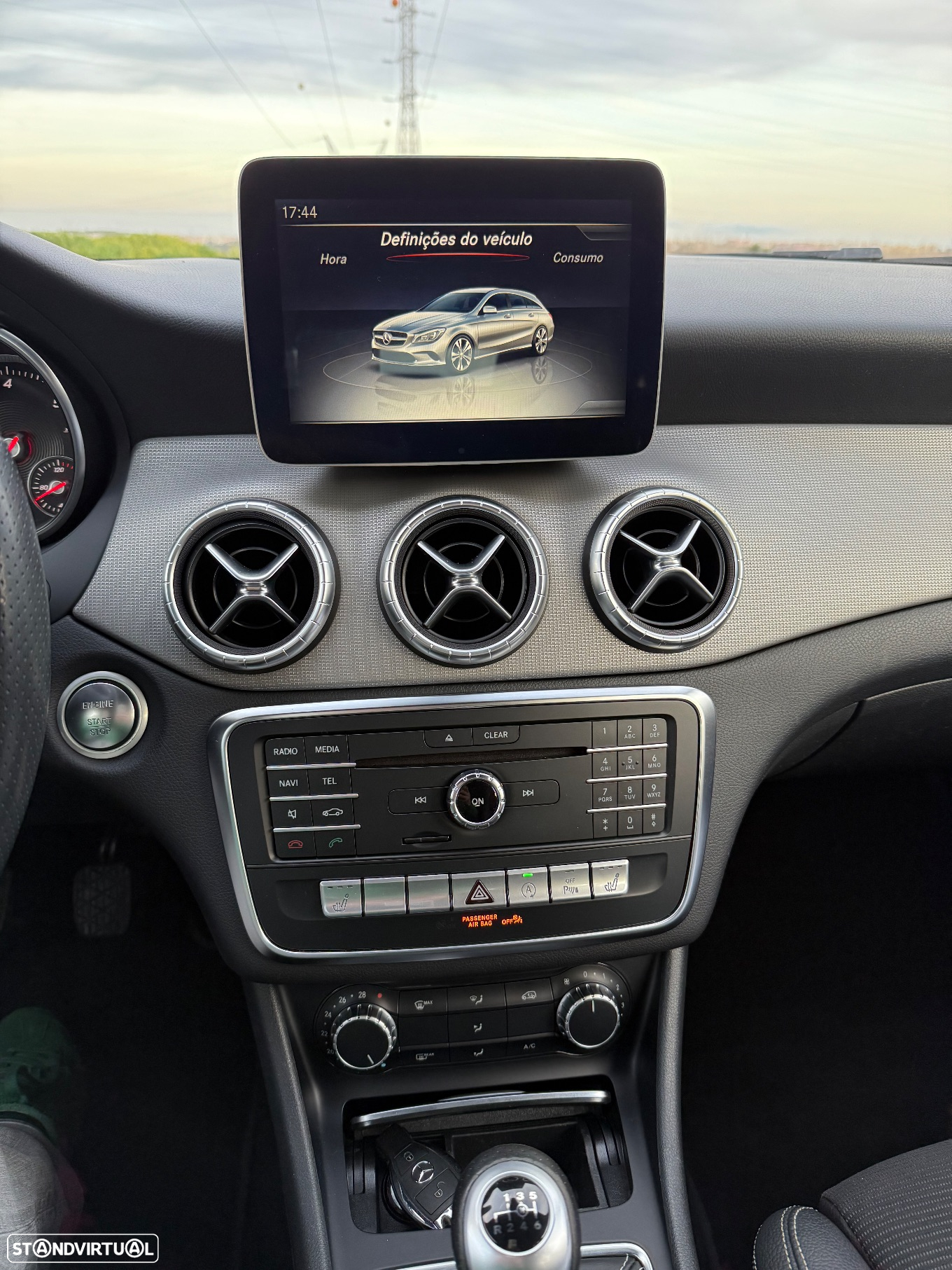 Mercedes-Benz CLA 180 d Shooting Brake - 23