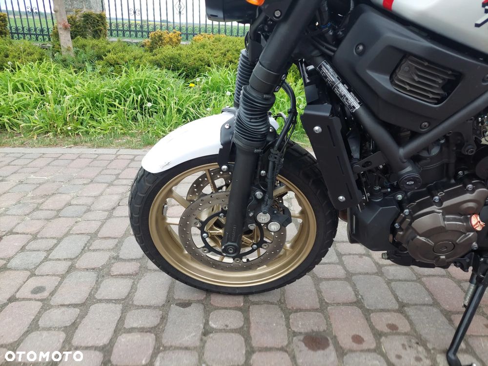 Yamaha XSR - 15