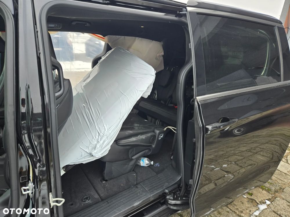 Chrysler Pacifica - 10