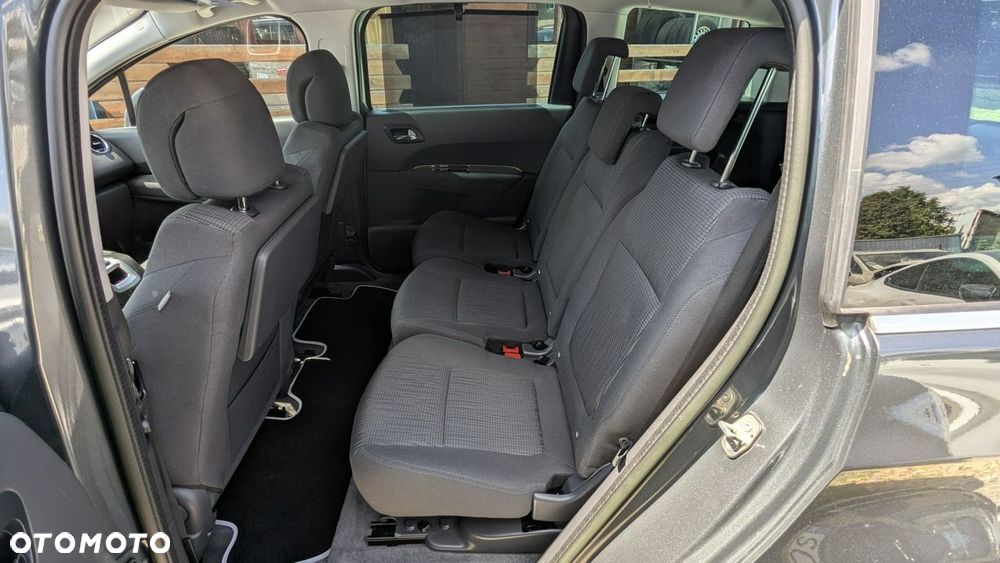 Peugeot 5008 - 18