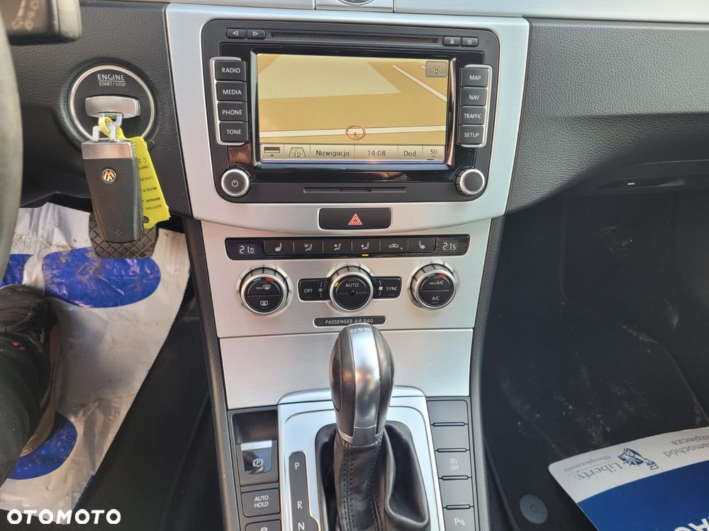 Volkswagen Passat 2.0 Blue TDI DSG SCR Highline - 15