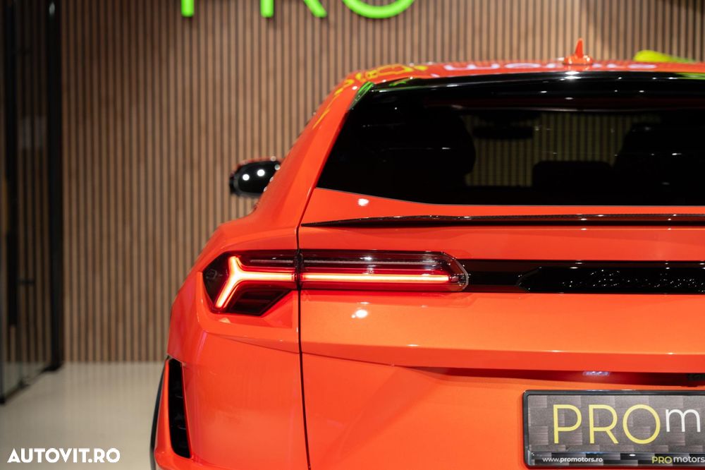 Lamborghini URUS - 25