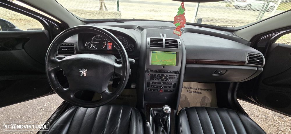 Peugeot 407 SW 2.2 HDi SE Navteq - 13