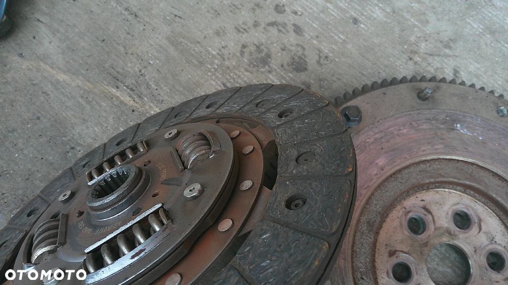 FORD FOCUS MK2 LIFT  1.8 16V SPRZĘGŁO DOCISK KOŁO ZAMACHOWE - 2