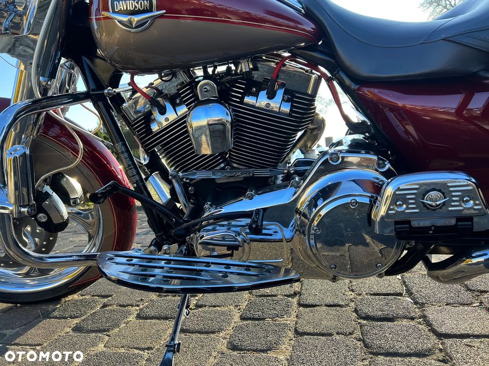 Harley-Davidson Touring Road King - 19