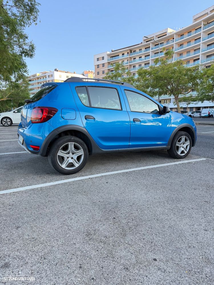 Dacia Sandero 0.9 TCe Stepway - 12