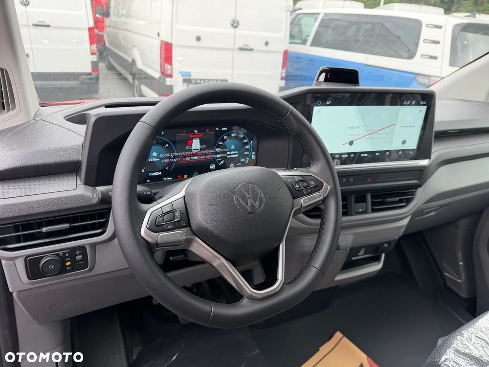 Volkswagen Transporter T7 - 10