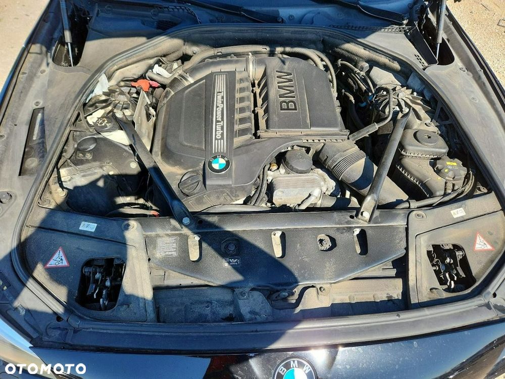 BMW Seria 5 535i xDrive - 10