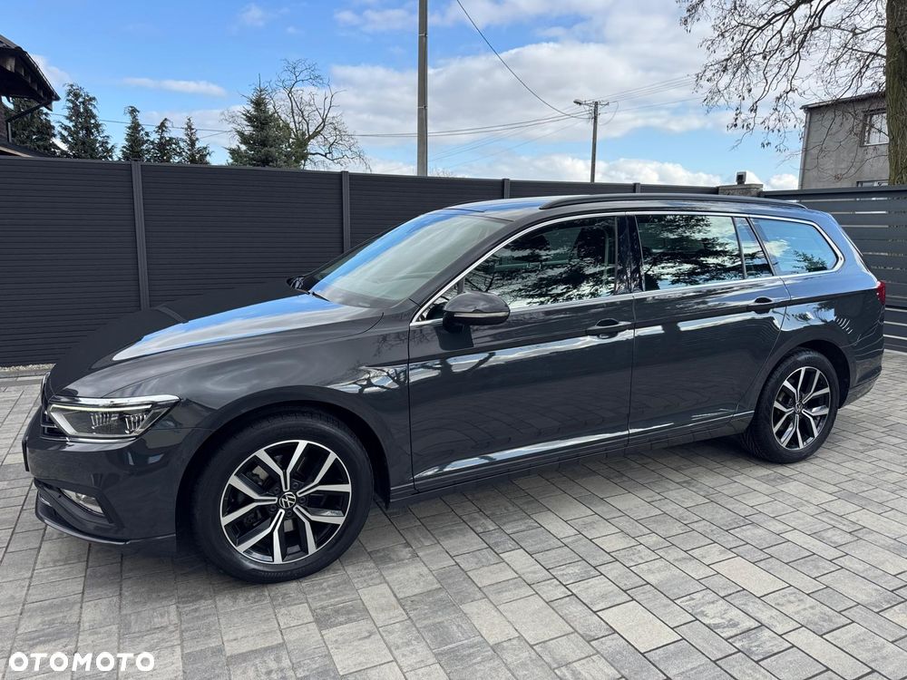 Volkswagen Passat 2.0 TDI EVO Business DSG - 1