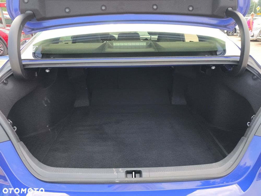 Toyota Camry 2.5 Hybrid Comfort CVT - 13