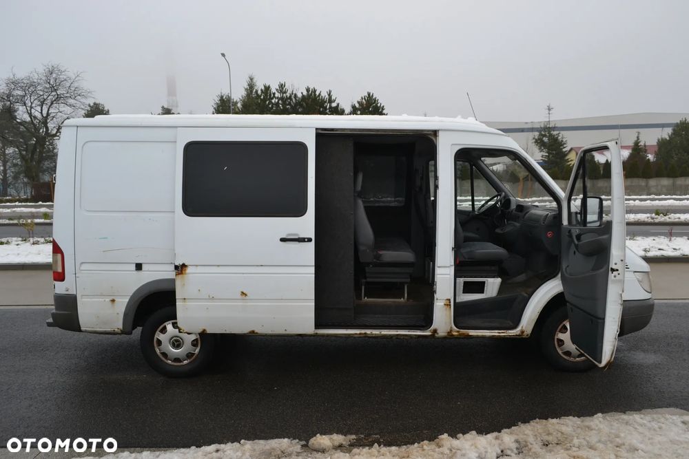 Mercedes-Benz Sprinter - 5
