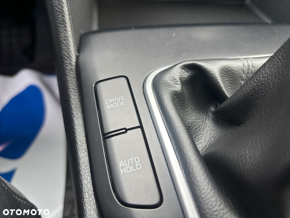 Kia Sportage 1.6 T-GDI L 2WD - 24