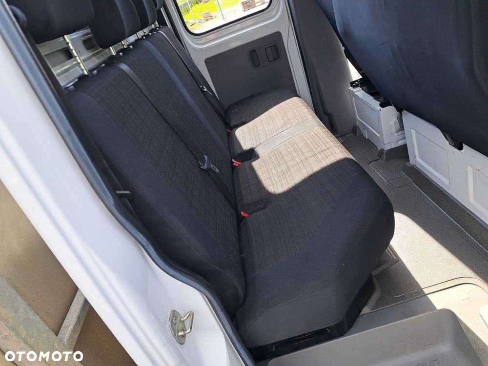 Mercedes-Benz Sprinter - 29