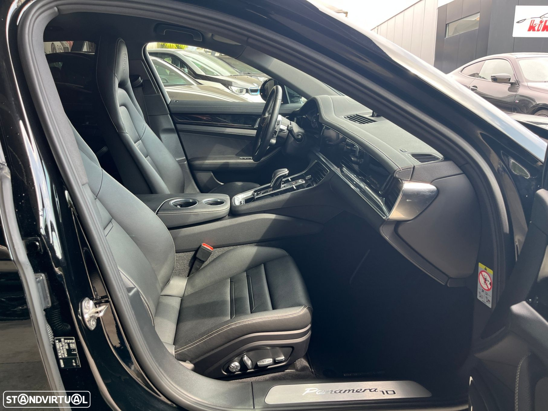 Porsche Panamera Sport Turismo 4 E-Hybrid 10 Years Edition - 57