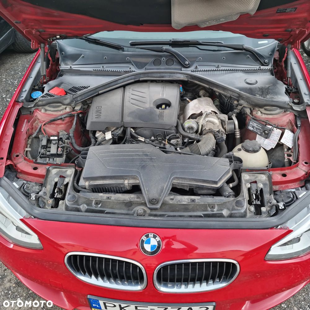 BMW Seria 1 116i - 24